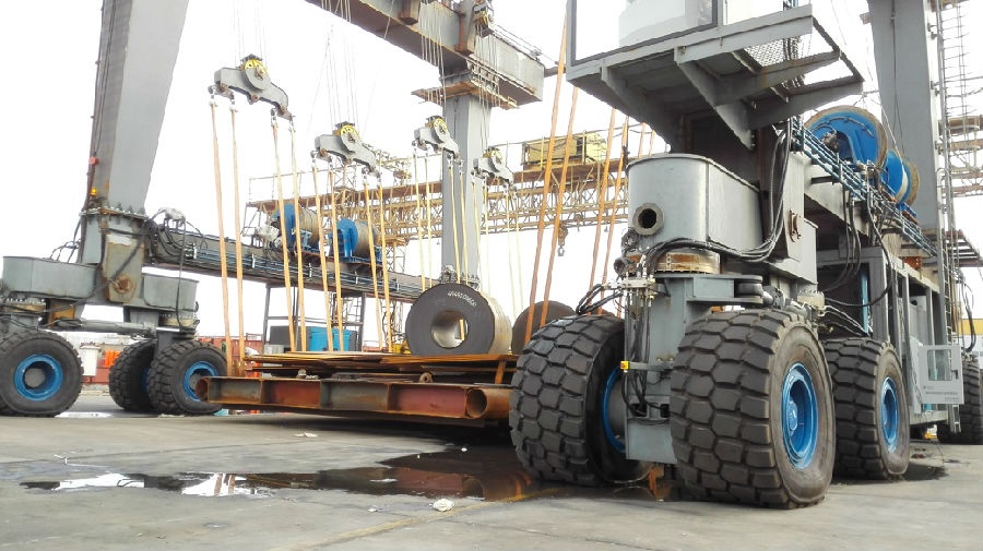 游艇吊安裝門式起重機安全監控系統現場圖二