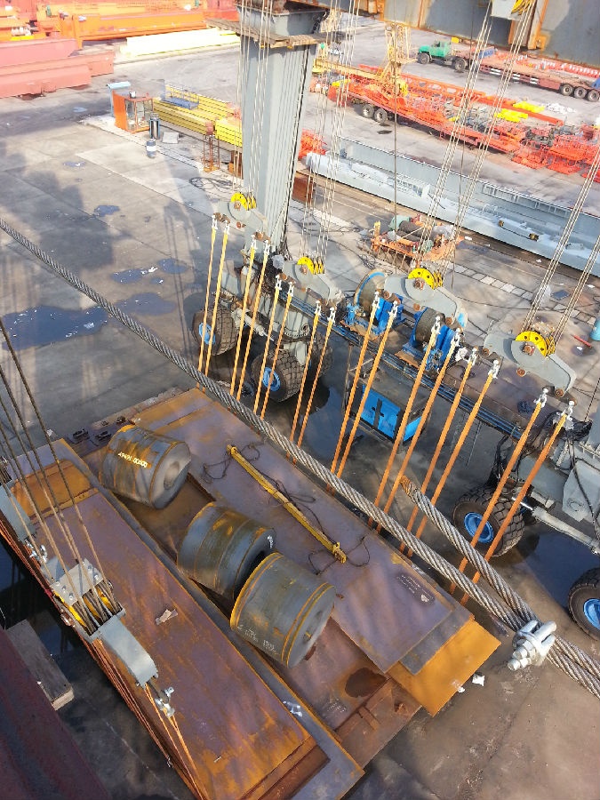 游艇吊安裝門式起重機安全監控系統現場圖五